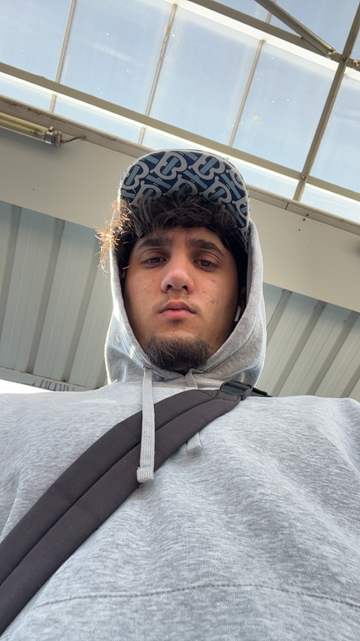 Profil de Simeo, 21 ans, Plan Cul à Kirelshof