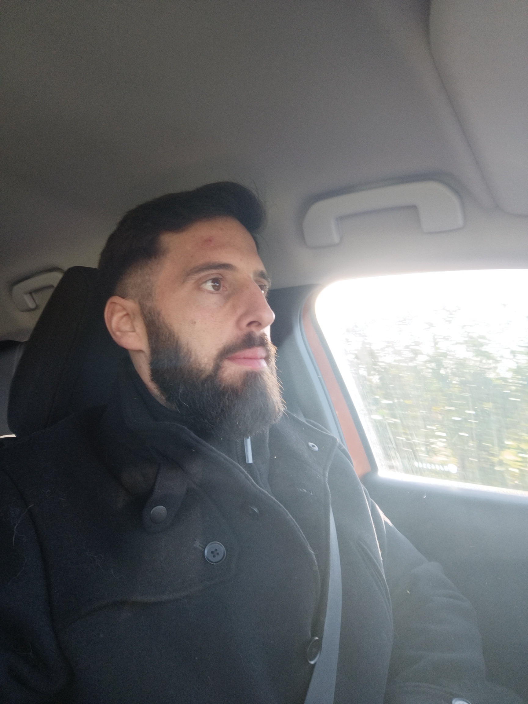 Profil de Loucas, 33 ans, Plan Cul à Brouch