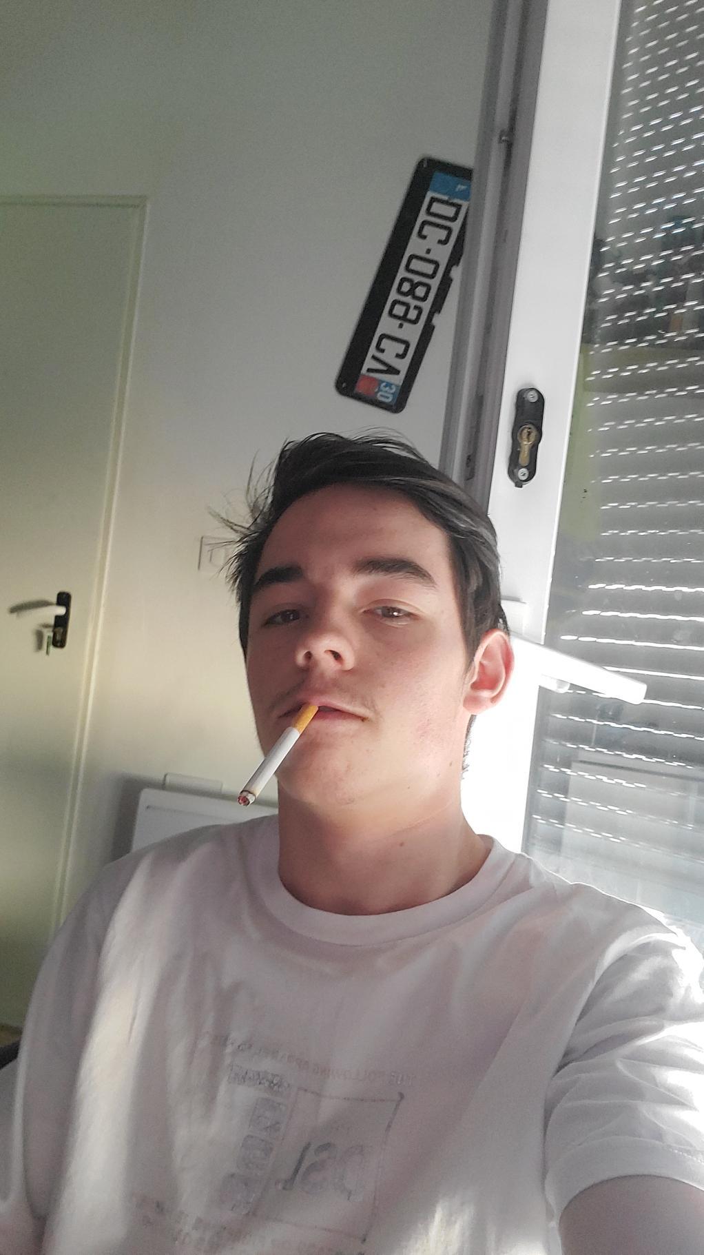 Profil de Sael, 23 ans, Plan Cul à Brouch